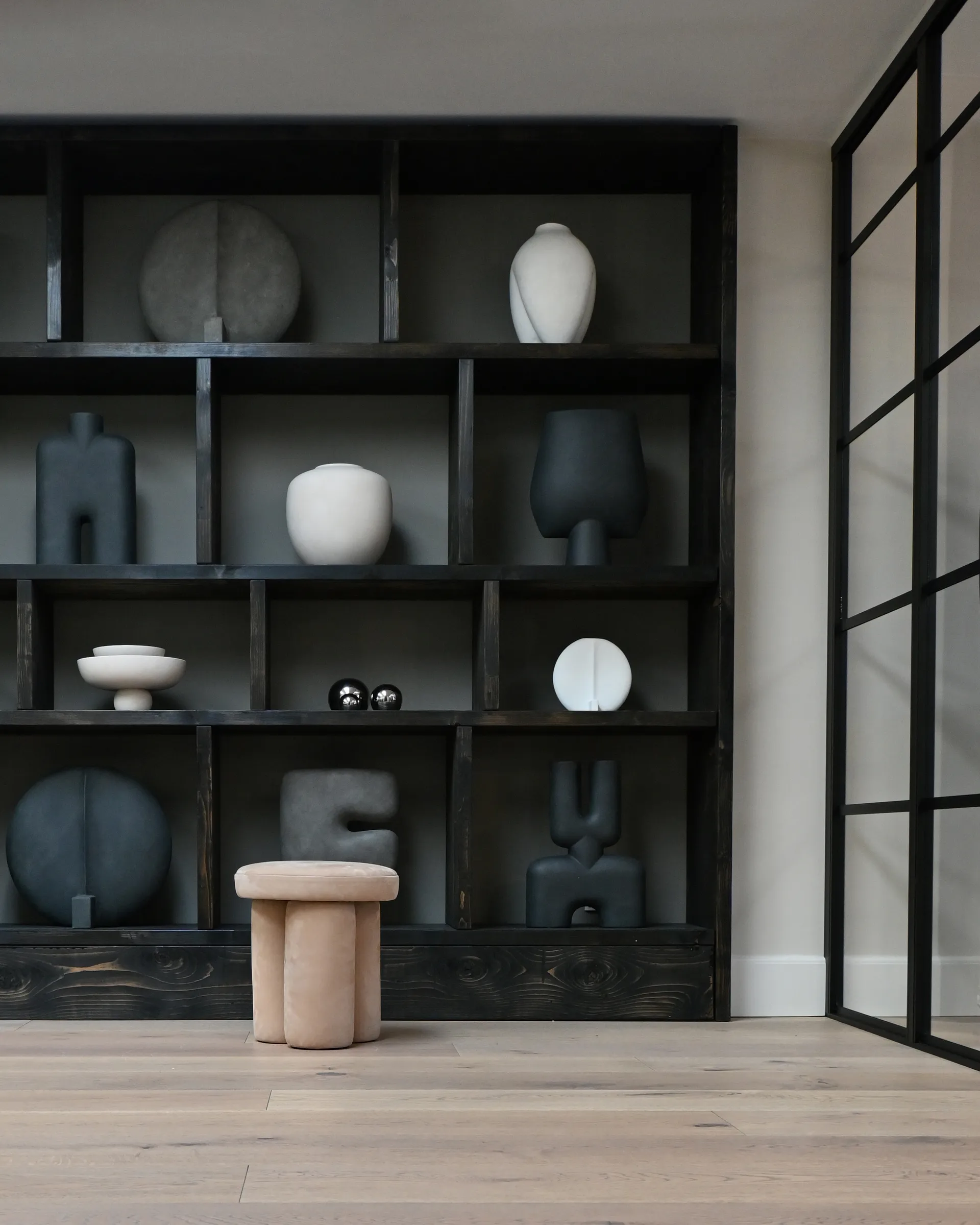 Big Foot pall Ø38x43 cm, Nubuck 101 Copenhagen