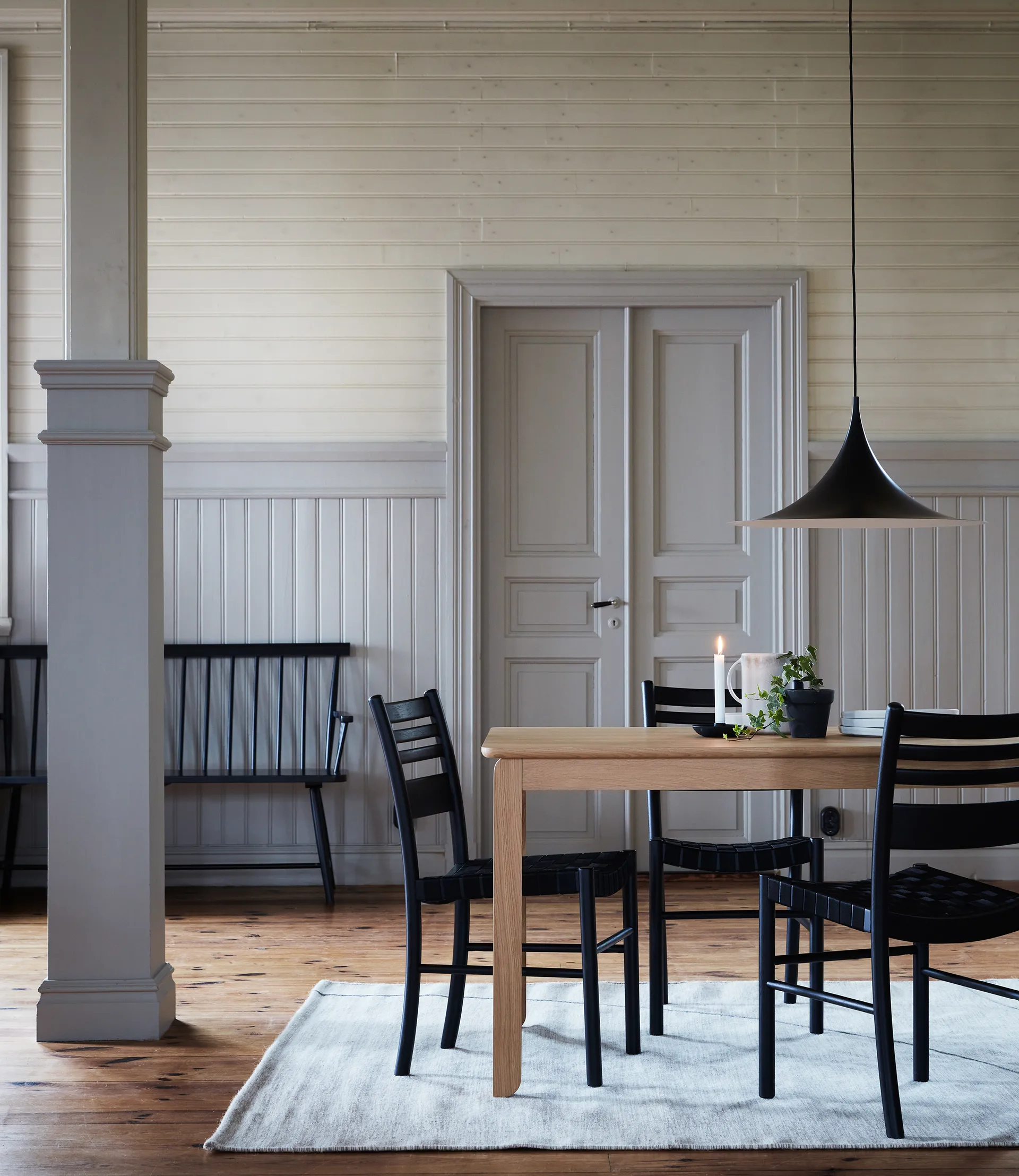 Alfred matbord 90x220 cm, Vitpigmenterad ek 1898