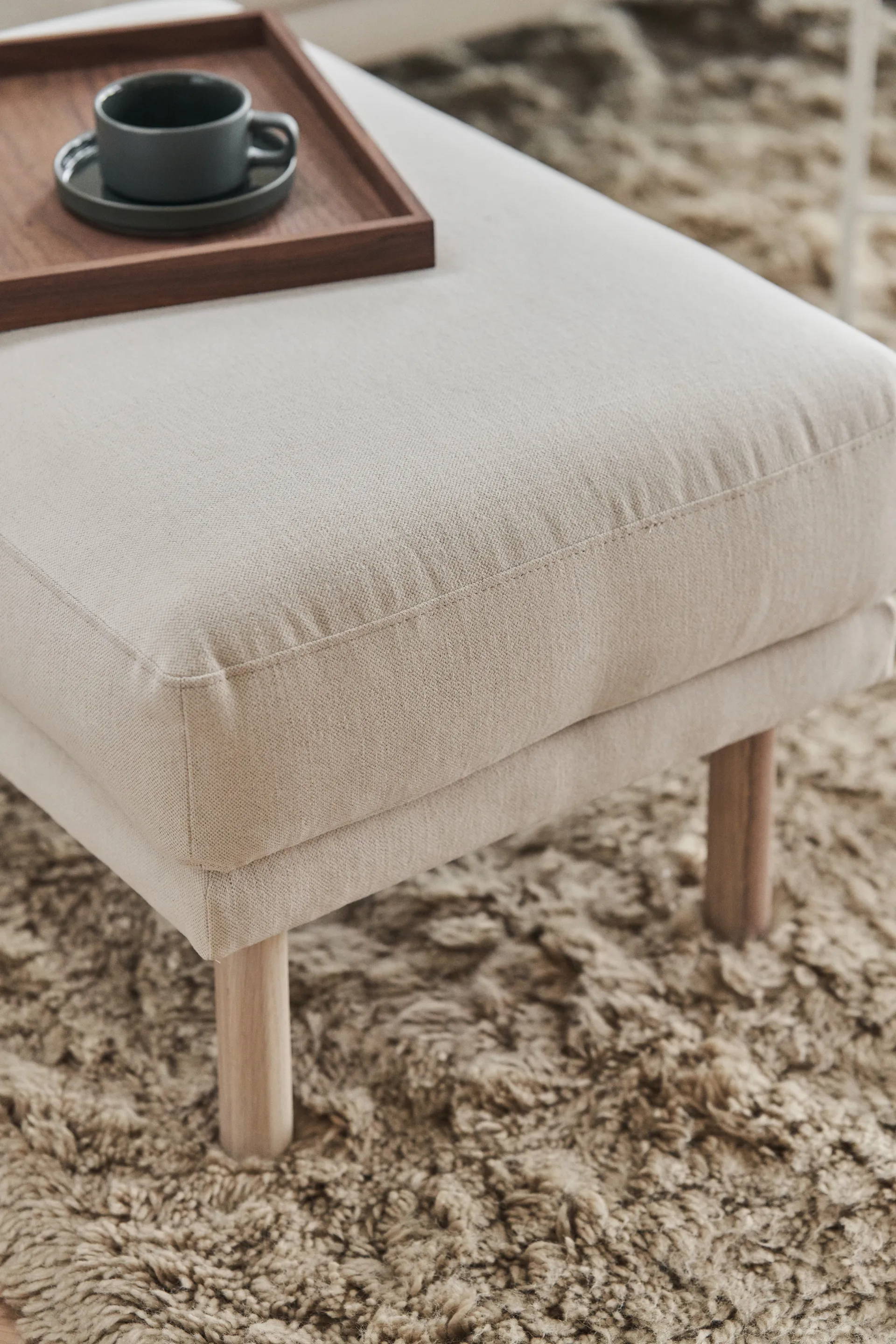 Lidnäs fotpall, Caleido beige 1898