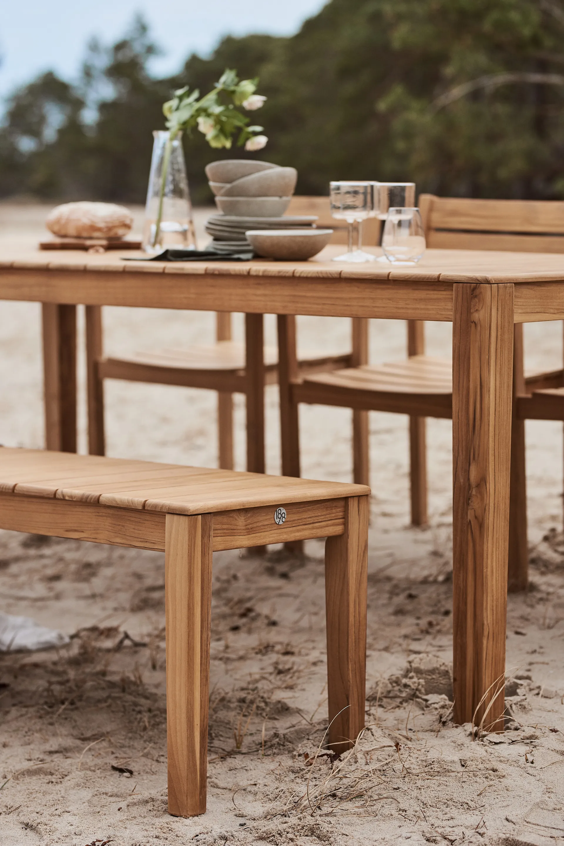 Sköndal matbord 220x95x76 cm, Teak 1898