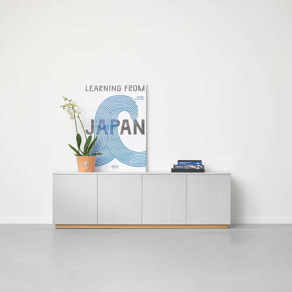 Beam sideboard, vit lack, sockel i vitoljad ek A2