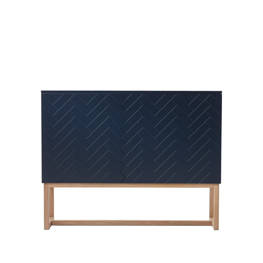 A2 Story sideboard midnattsblå, vitoljat ekstativ | Skandinavisk Design | Sideboards & Skänkar | Blå
