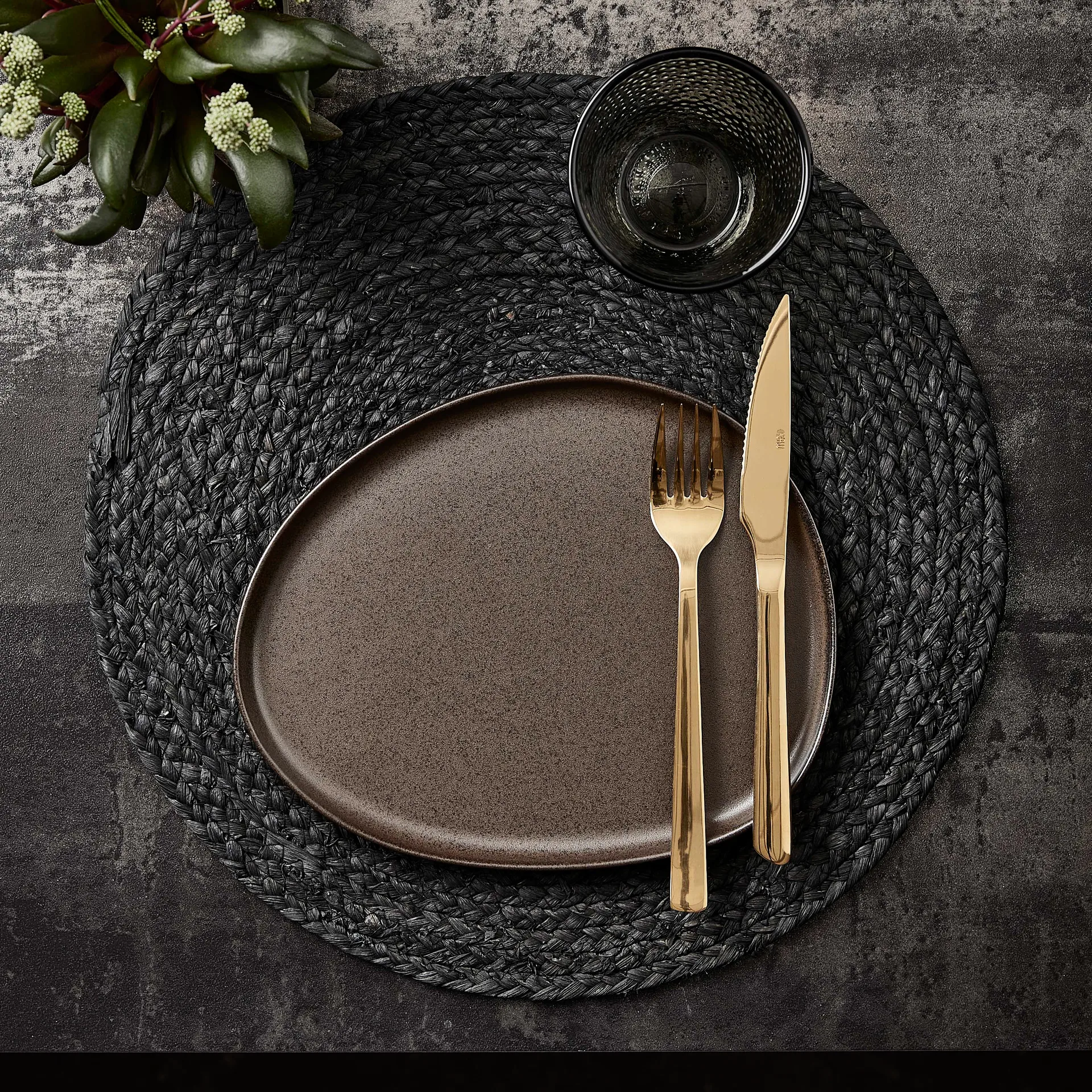 Raw Organic lunchtallrik 24x21 cm, Metallic Brown Aida