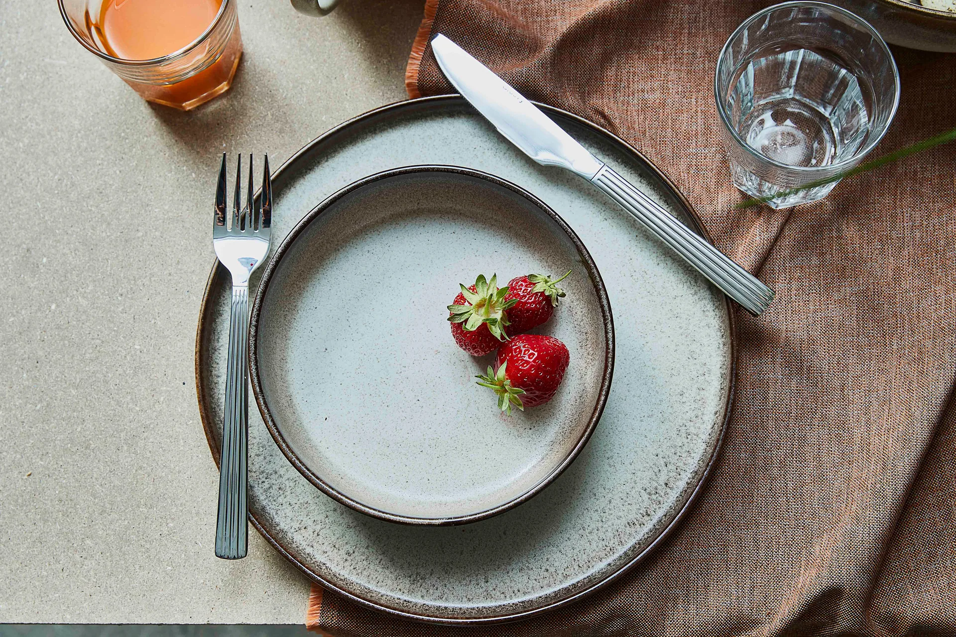 Søholm Sonja djup tallrik Ø18 cm, Brown Aida