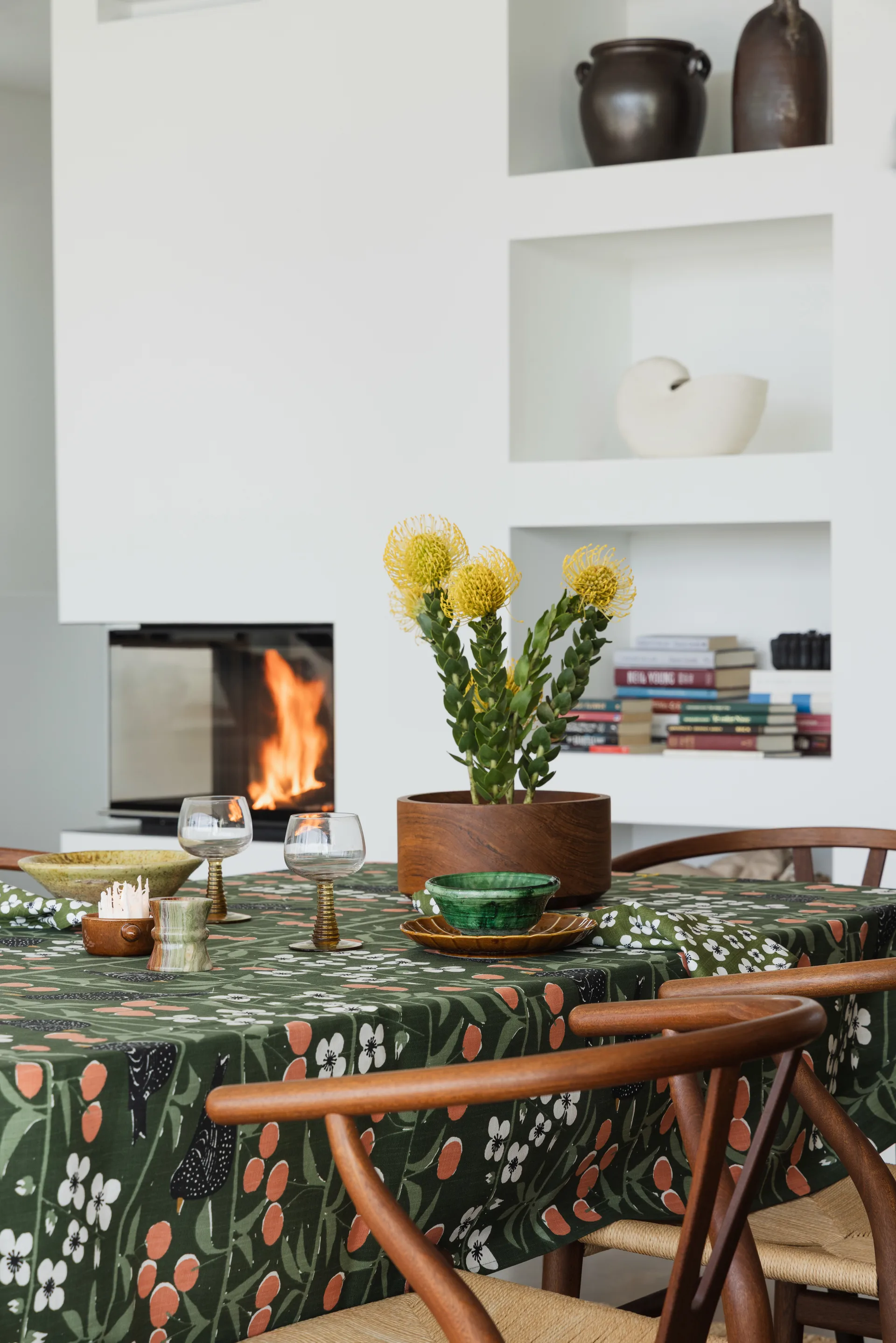 Körsbärsträdgården duk, Mörkgrön, 145x250 cm Almedahls