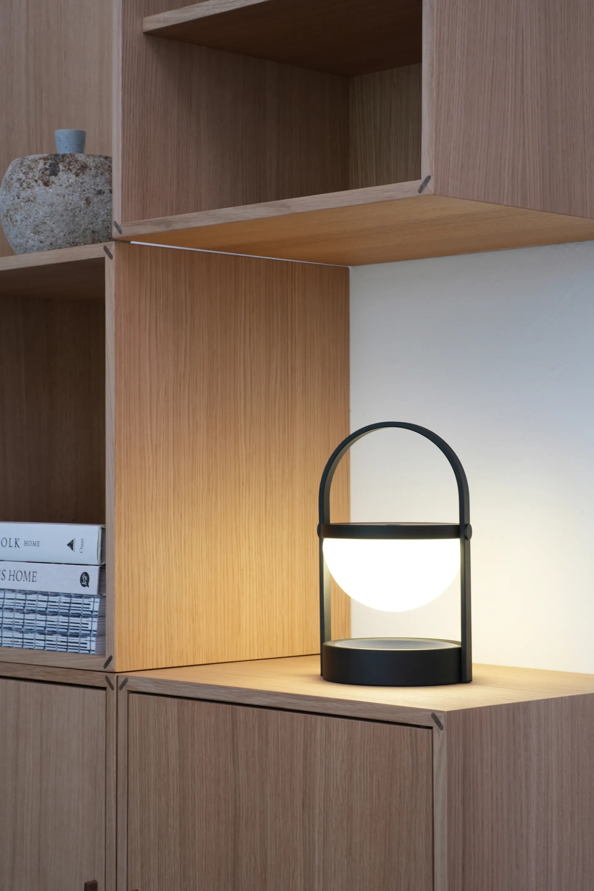 A-Flash portabel bordslampa 22 cm, Black Andersen Furniture