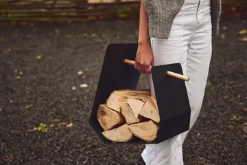 Edge tidningsställ - Black (svart) - Andersen Furniture