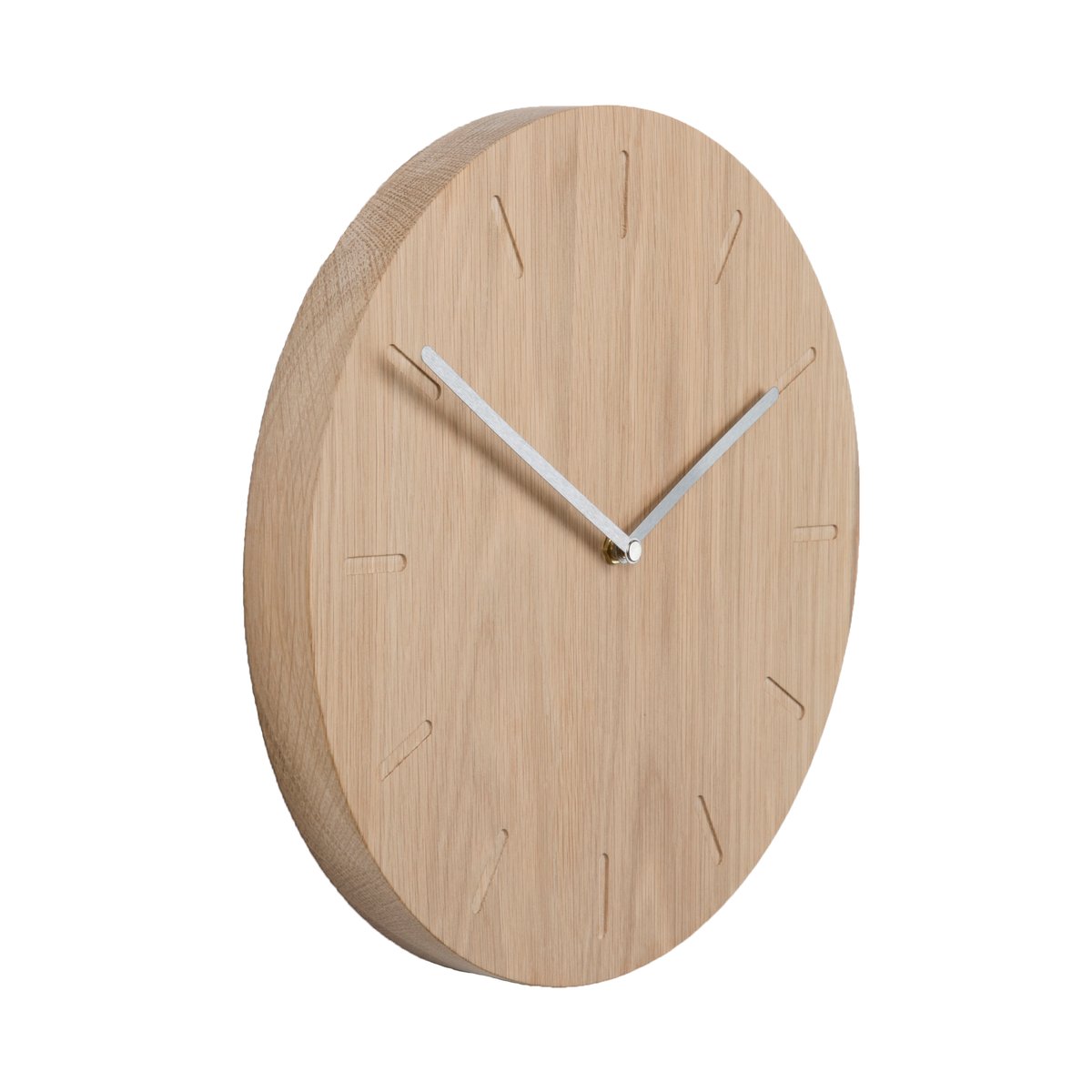 Applicata Watch:Out väggklocka ek ek-stål | Skandinavisk Design | Väggklockor | Brun