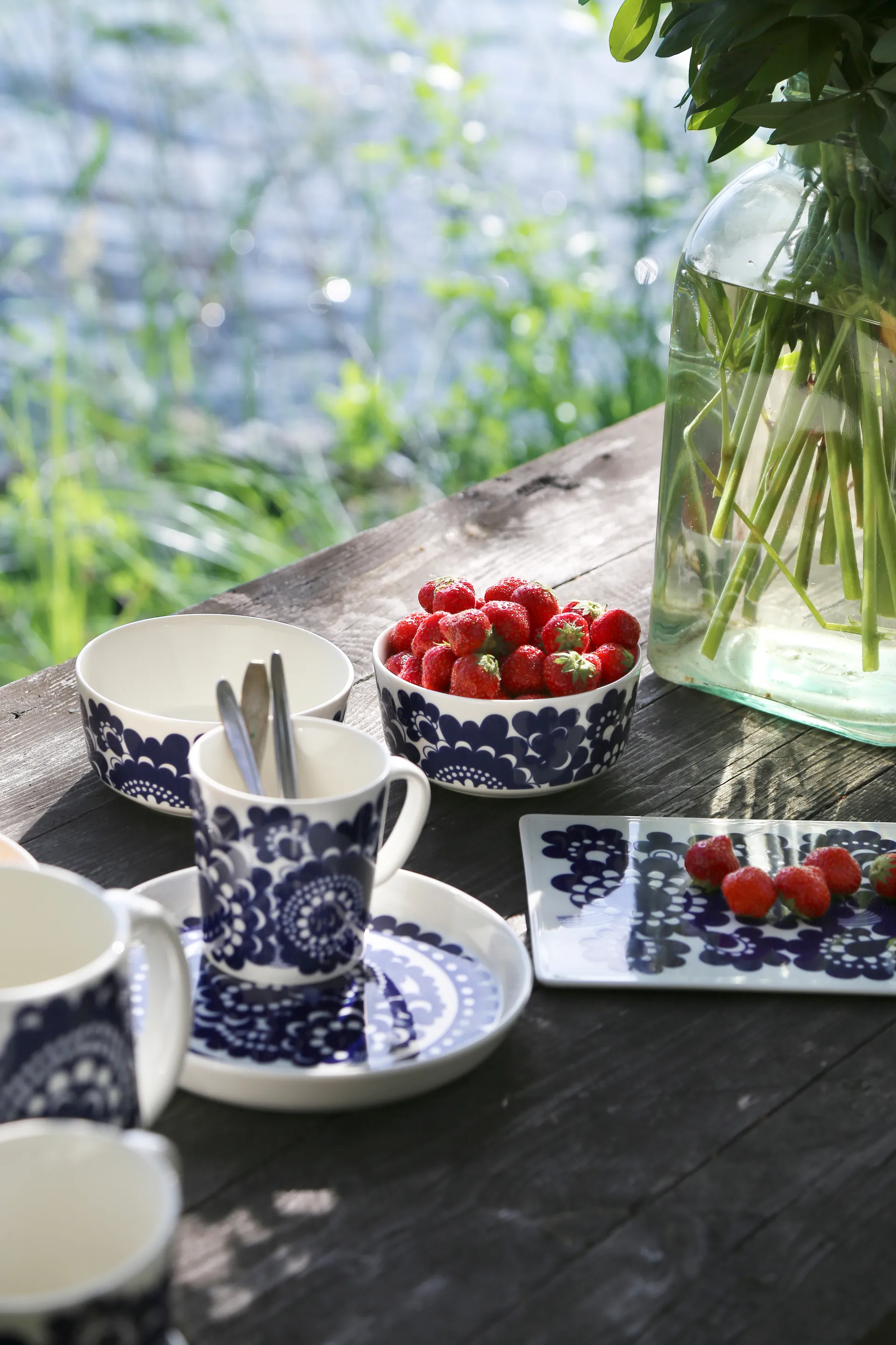 Pastoraali & Esteri Arabia mixset mugg 2 delar, Blå Arabia