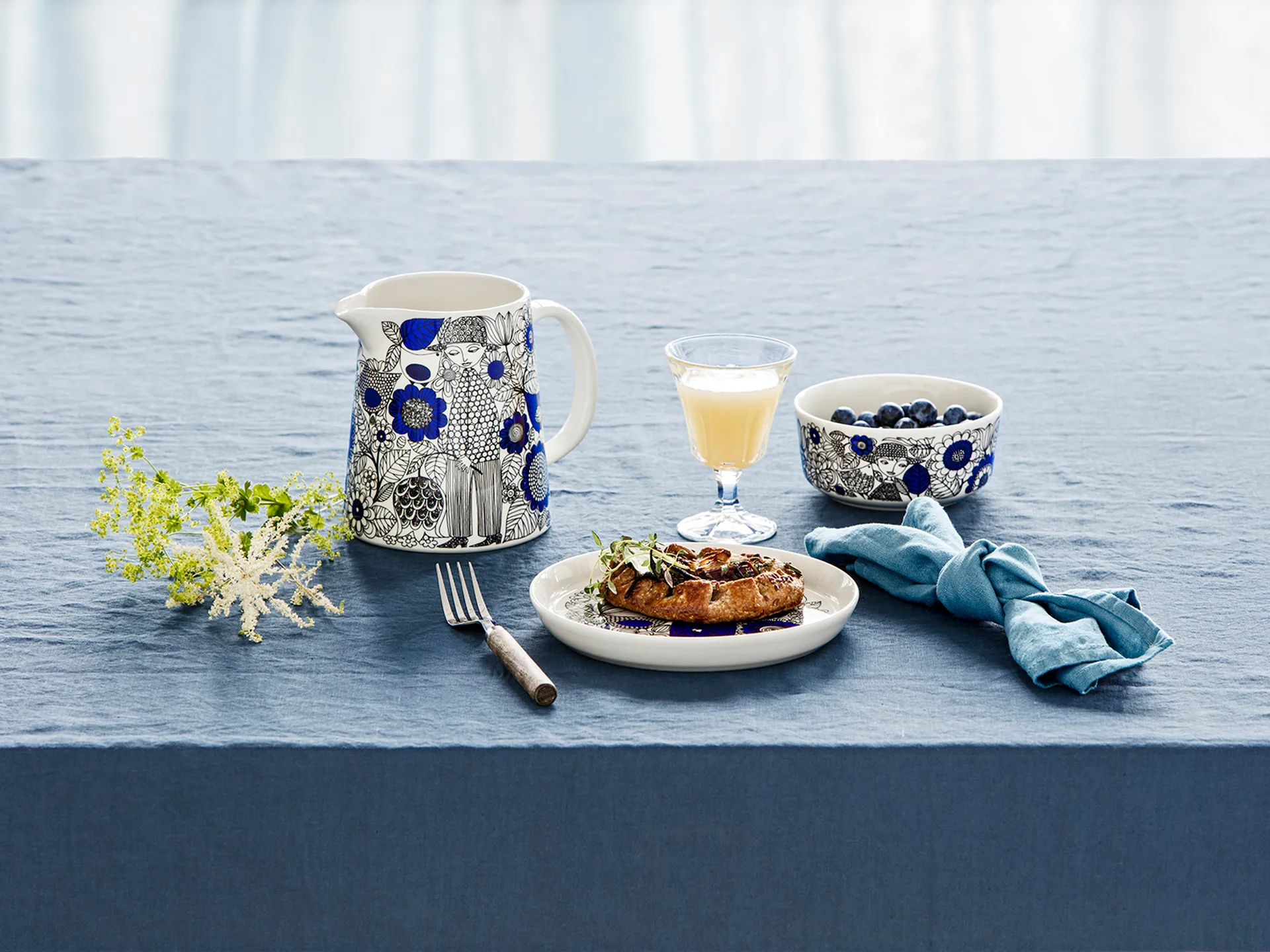 Pastoraali & Esteri Arabia mixset skål 2 delar, Blå Arabia