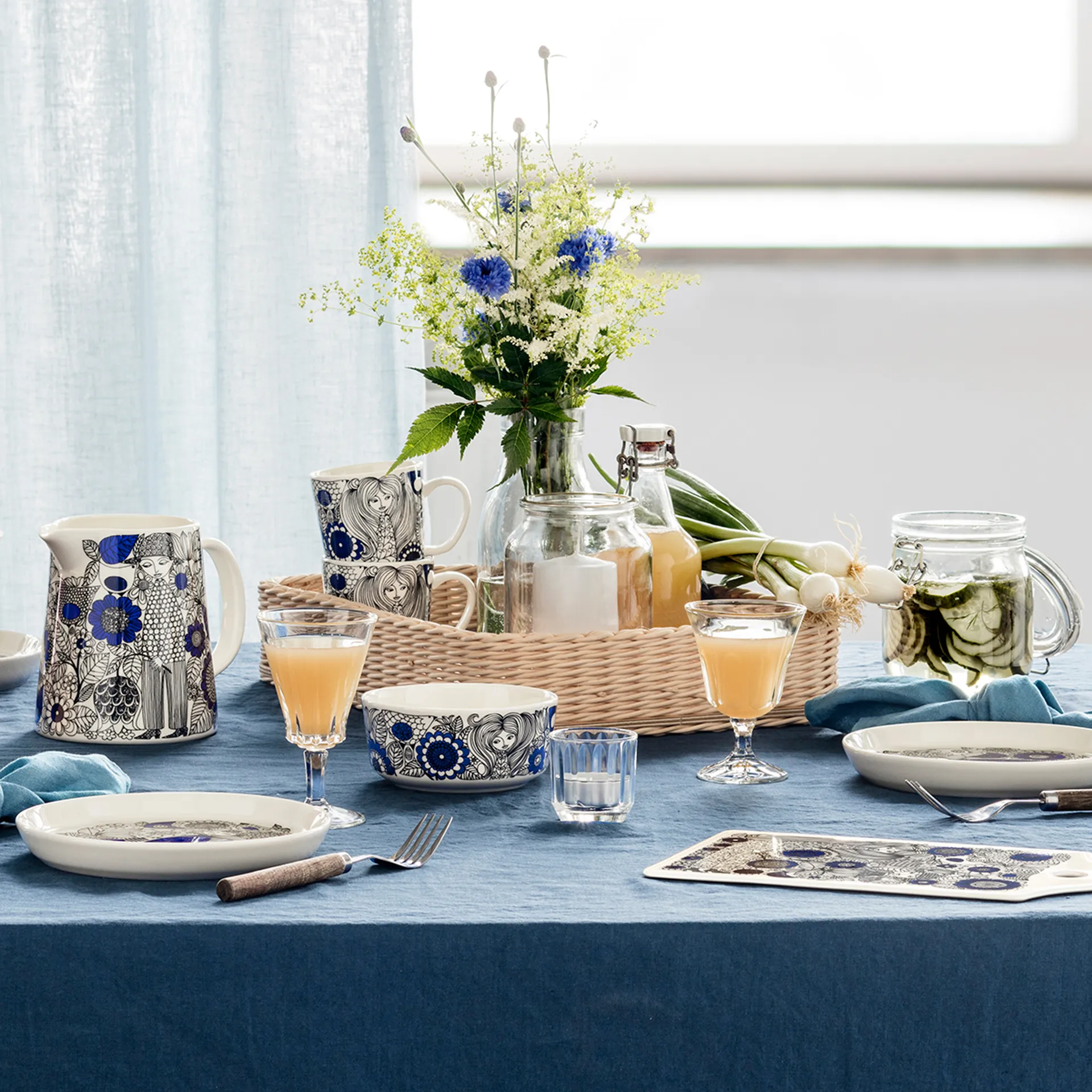 Pastoraali mugg 30 cl och tallrik Ø19 cm, Blå Arabia