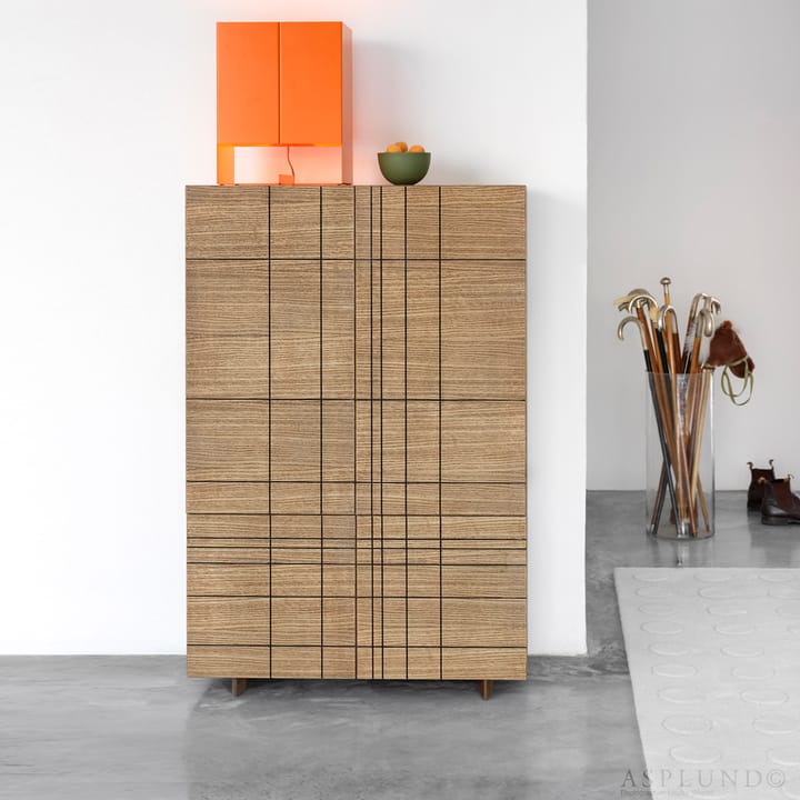 Kilt Light 137 sideboard, dark sand, 3 dörrar Asplund