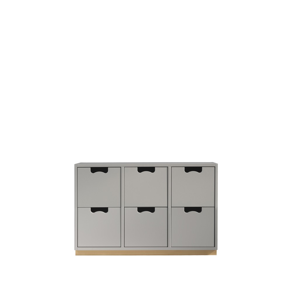 Asplund Snö B2 byrå light grey, björksockel | Skandinavisk Design | Byråer | Grå