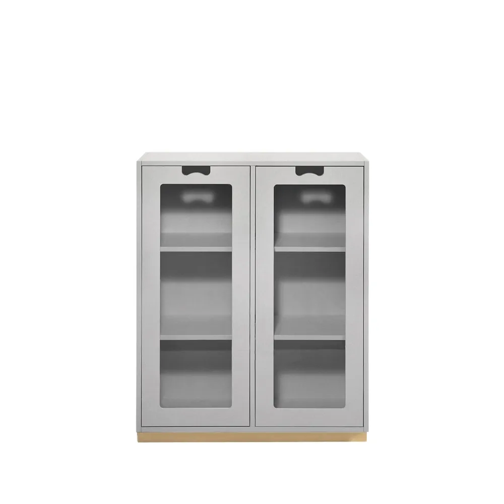 Snö E vitrinskåp, light grey, björksockel, dj.42 cm Asplund