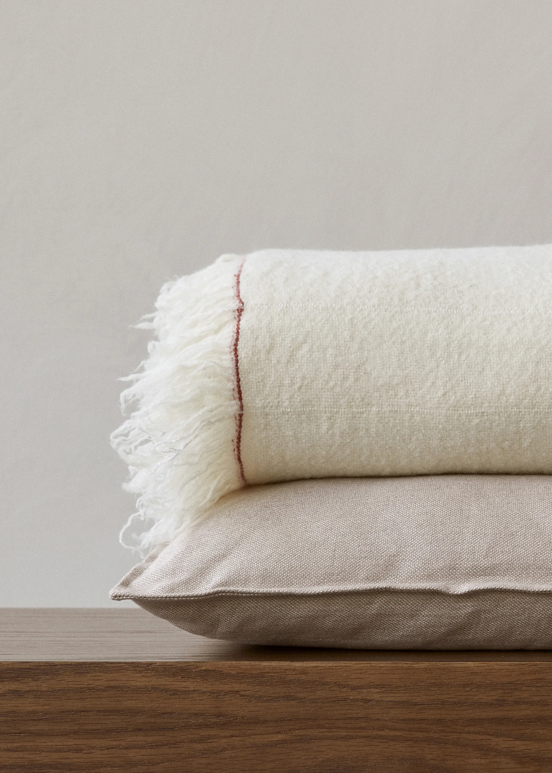 Battus pläd 130x185 cm, Ivory Audo Copenhagen