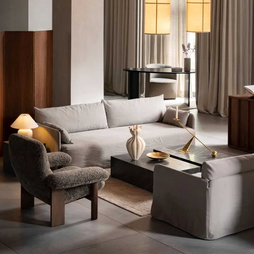 Brasilia fåtölj, Walnut-Root sheepskin Audo Copenhagen