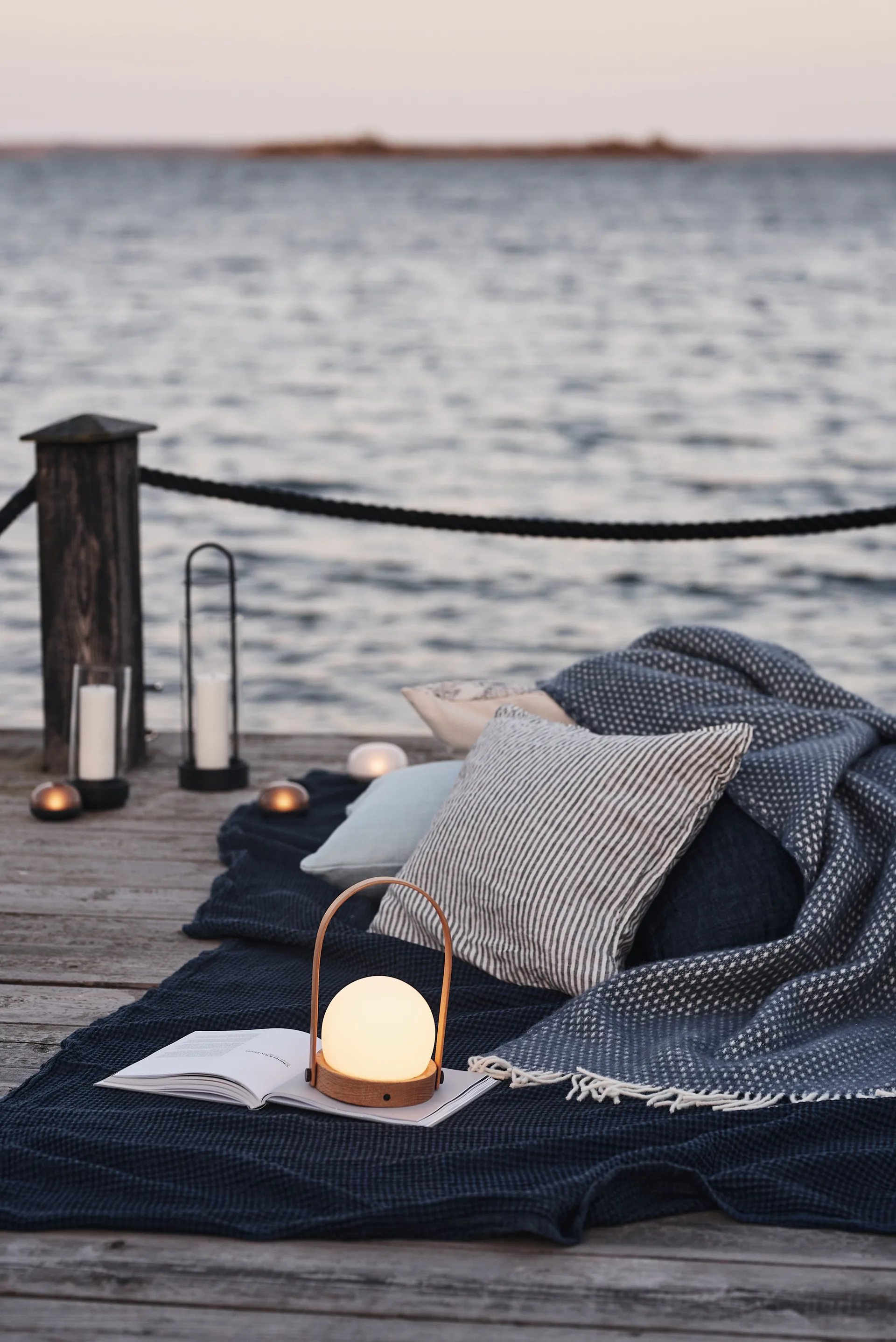 Carrie lampa Limited Edition, Natural oak Audo Copenhagen