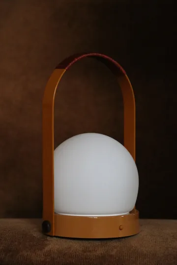 Carrie portabel bordslampa - Golden brown - Audo Copenhagen