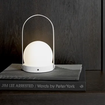 Carrie portabel bordslampa - vit - Audo Copenhagen