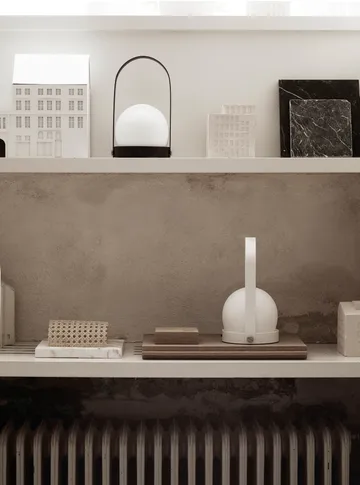 Carrie portabel bordslampa - White - Audo Copenhagen