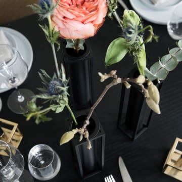 Kubus vas, Flora - svart - Audo Copenhagen