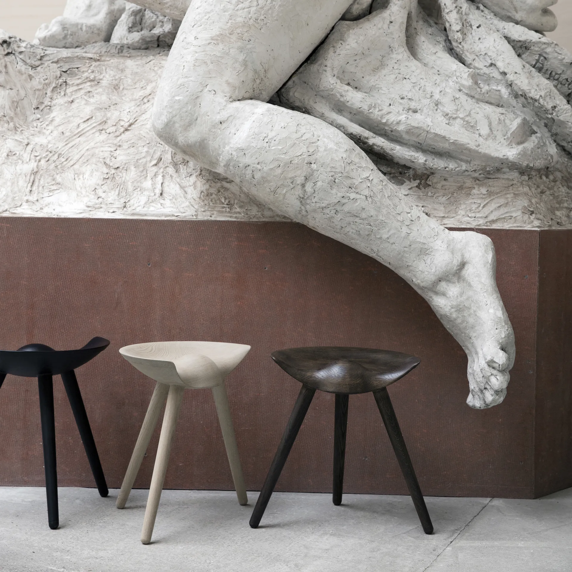 ML42 pall 48 cm, Brunoljad ek Audo Copenhagen