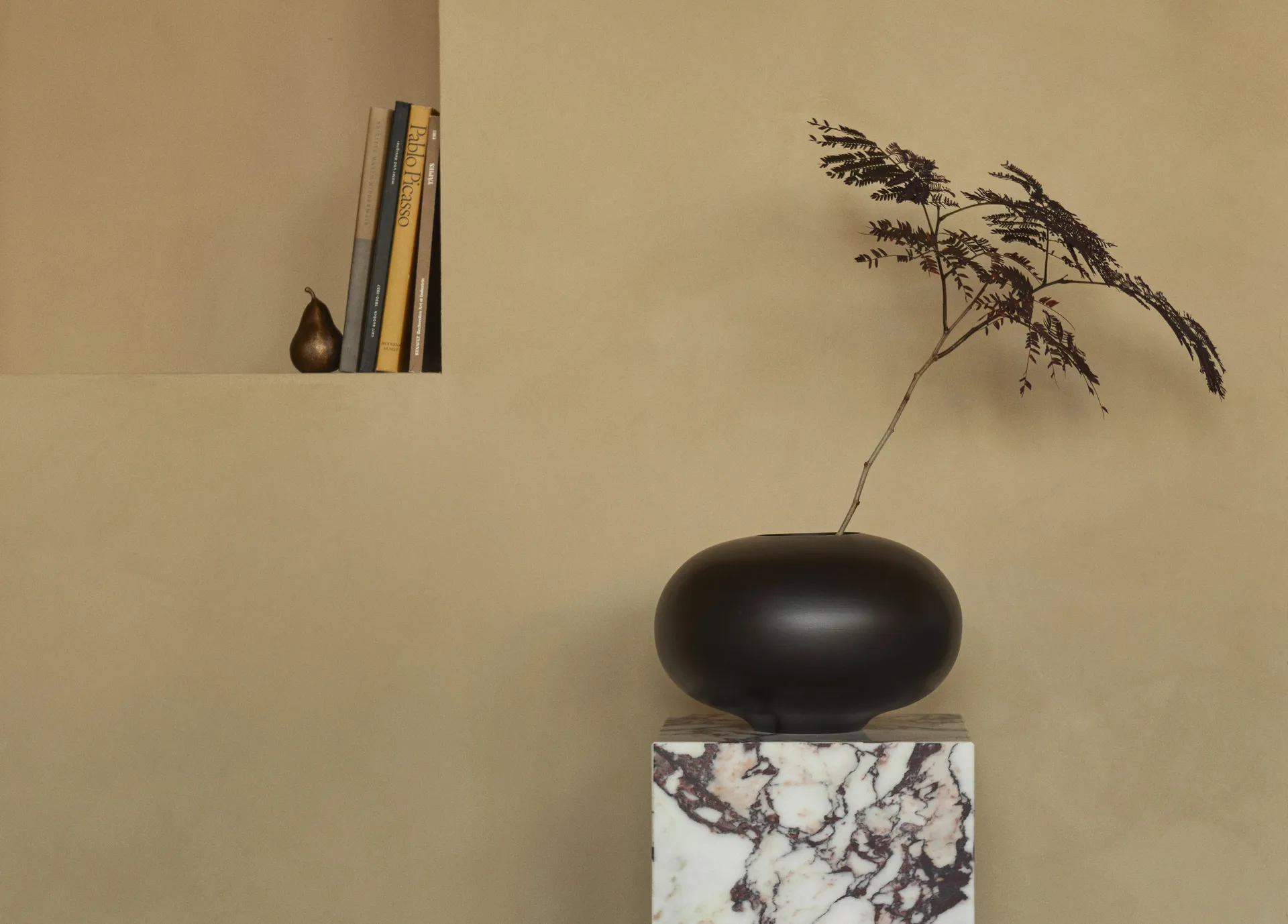 Plinth Pedestal piedestal 30x30x75 cm, Calacatta Viola Audo Copenhagen