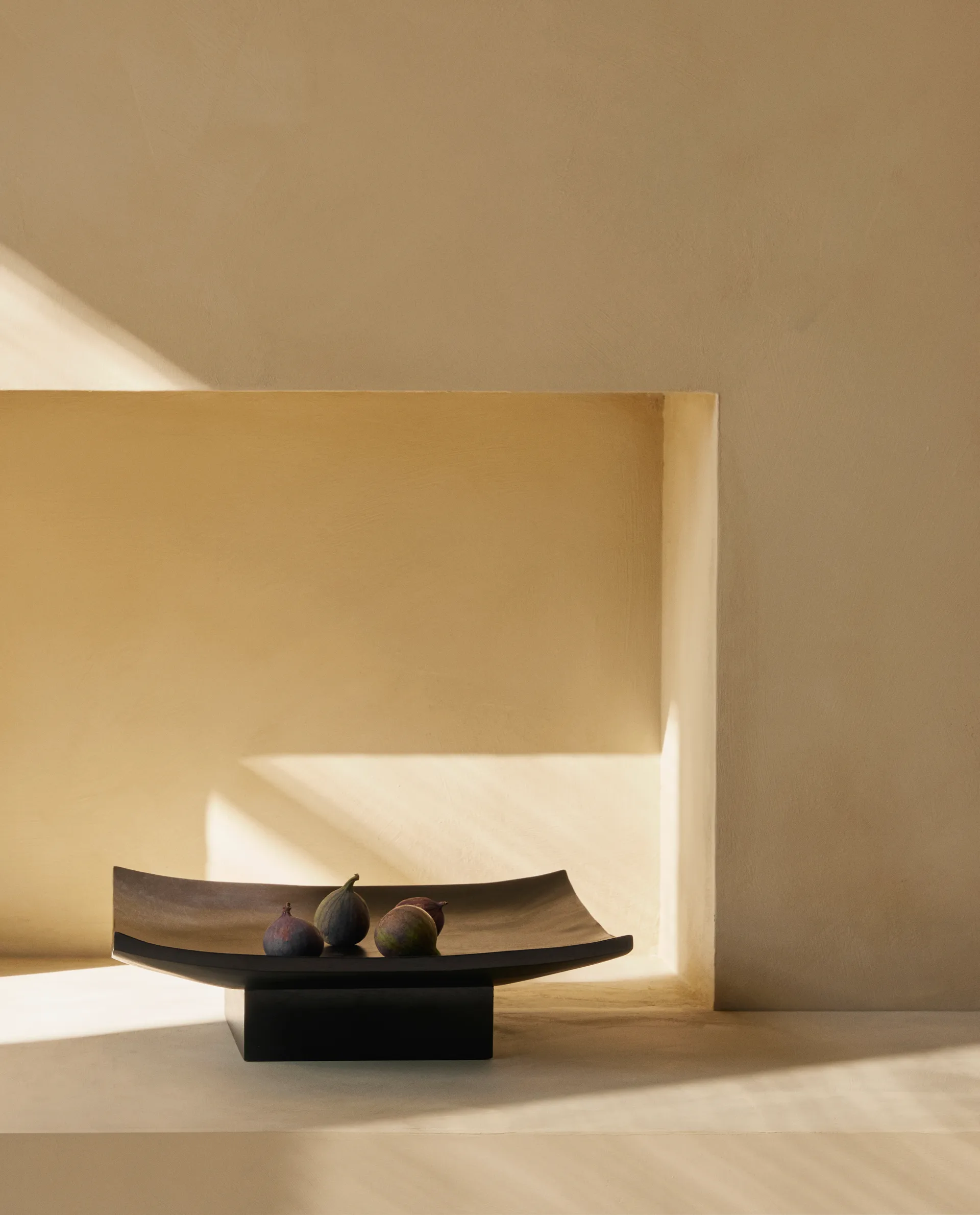 Relevé dekorationsfat, Acacia Audo Copenhagen