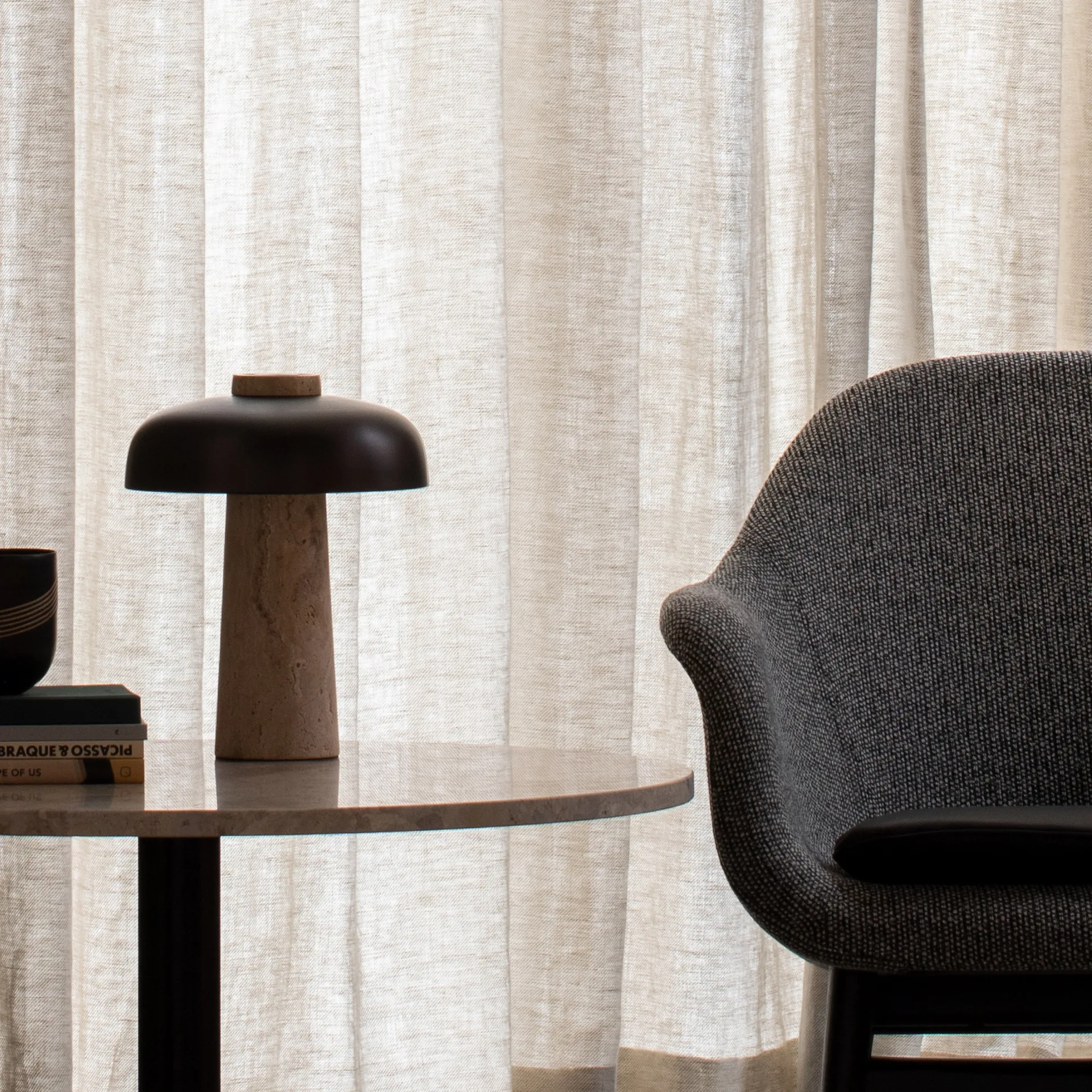 Reverse bordslampa 30 cm, Travertin-bronsad mässing Audo Copenhagen