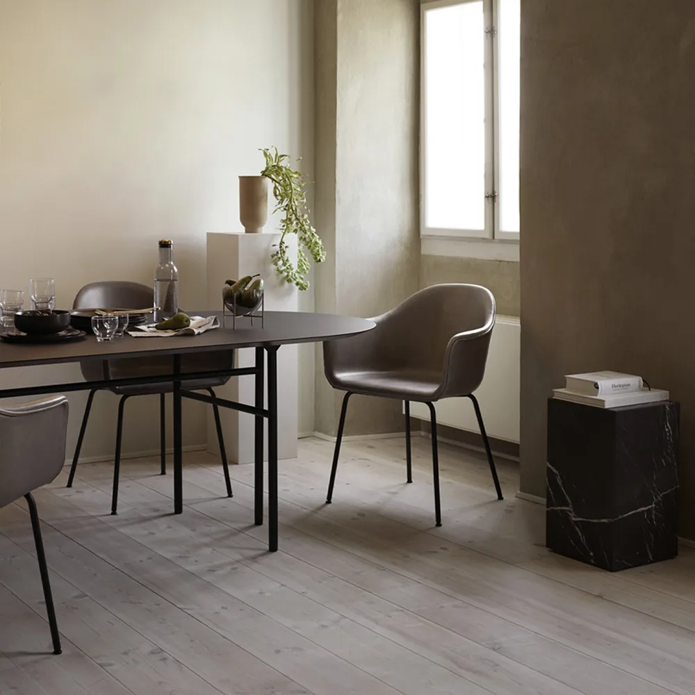 Snaregade Oval Matbord ovalt, charcoal linoleum, svart stålstativ Audo Copenhagen