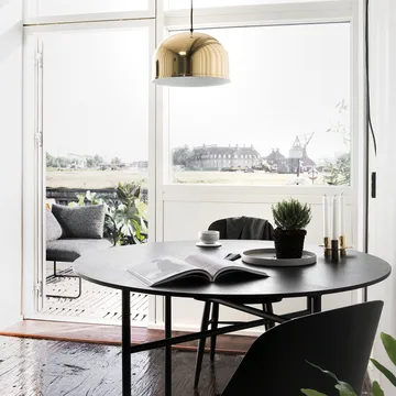 Snaregade Round Matbord runt - charcoal linoleum, ø138 cm, svart stålstativ - Audo Copenhagen