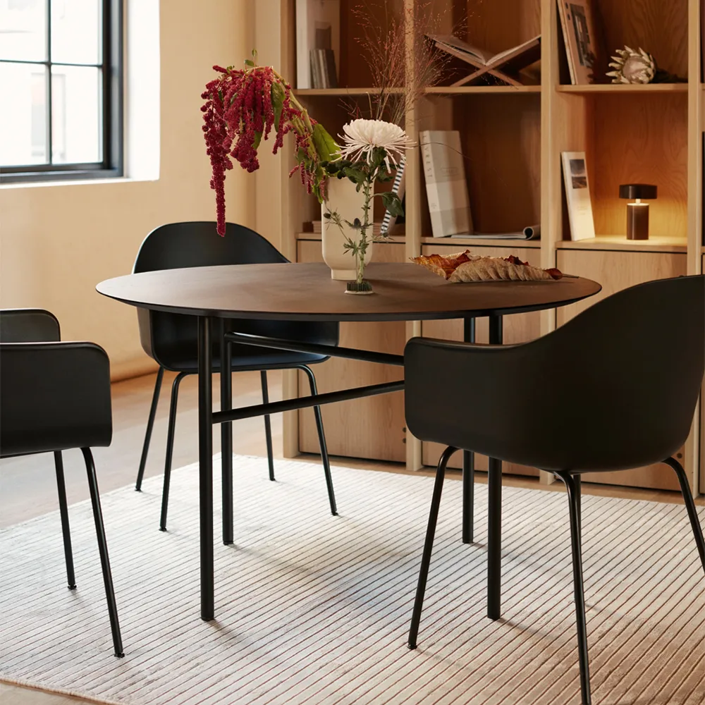 Snaregade Round Matbord runt, charcoal linoleum, ø138 cm, svart stålstativ Audo Copenhagen