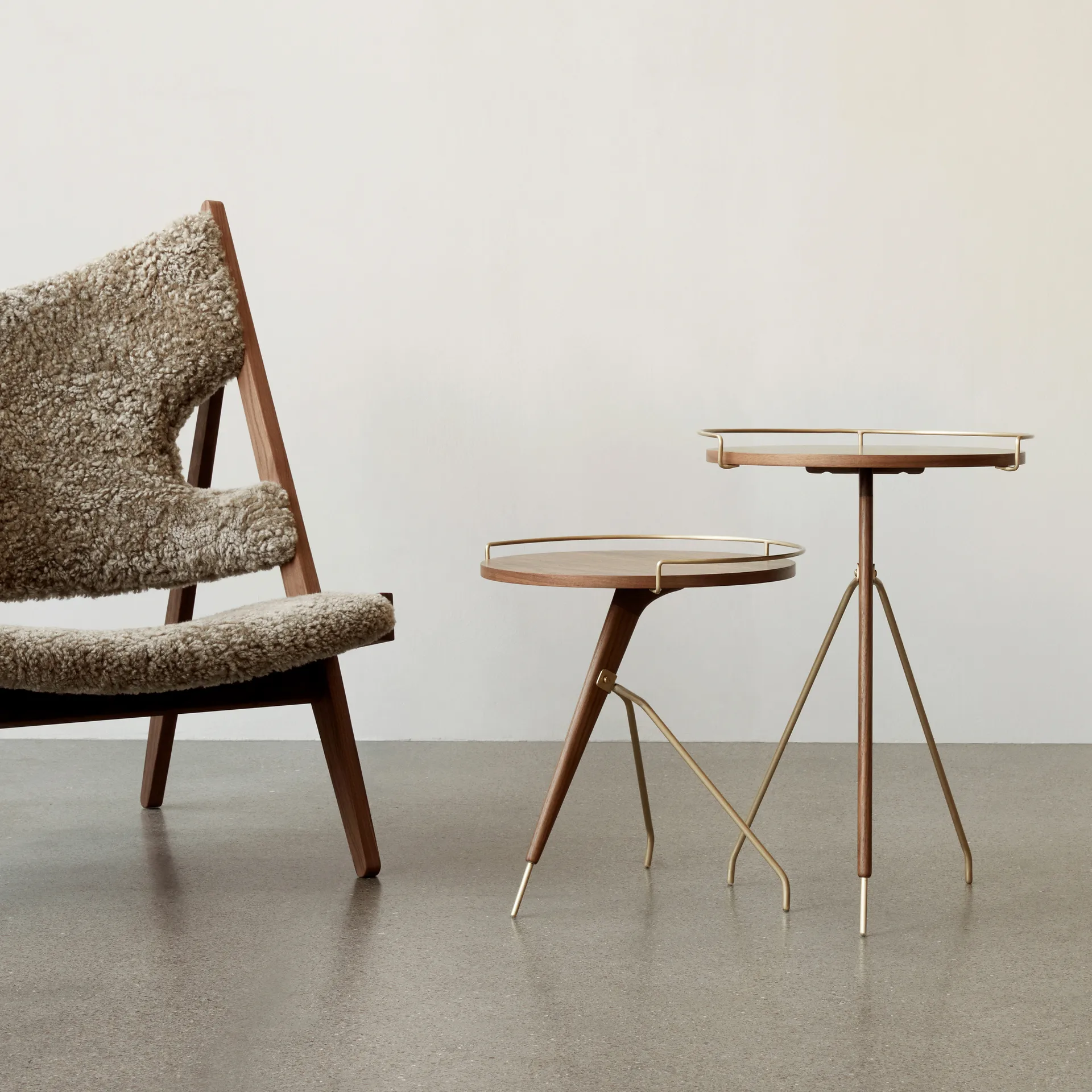 Umanoff sidobord valnöt-polerad mässing, 60 cm Audo Copenhagen