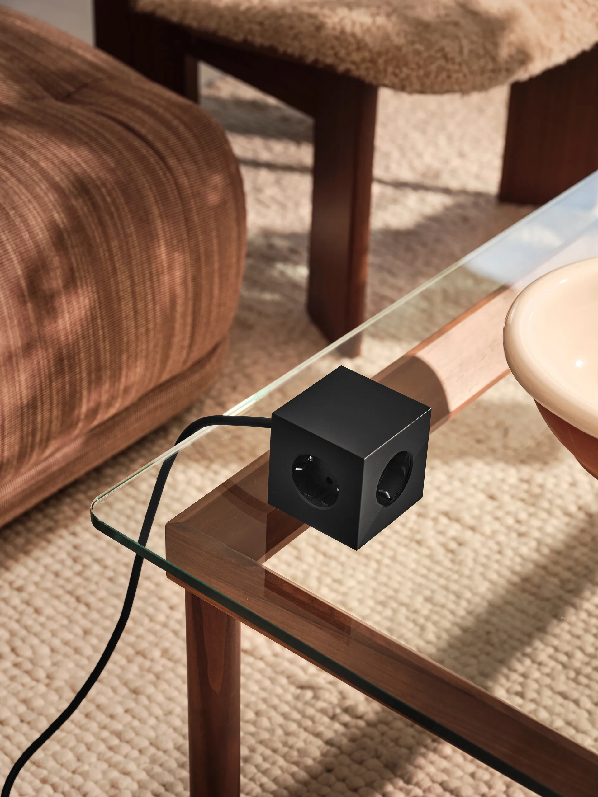 Square 1 grenuttag USB-C 30W 3 m, Stockholm Black Avolt