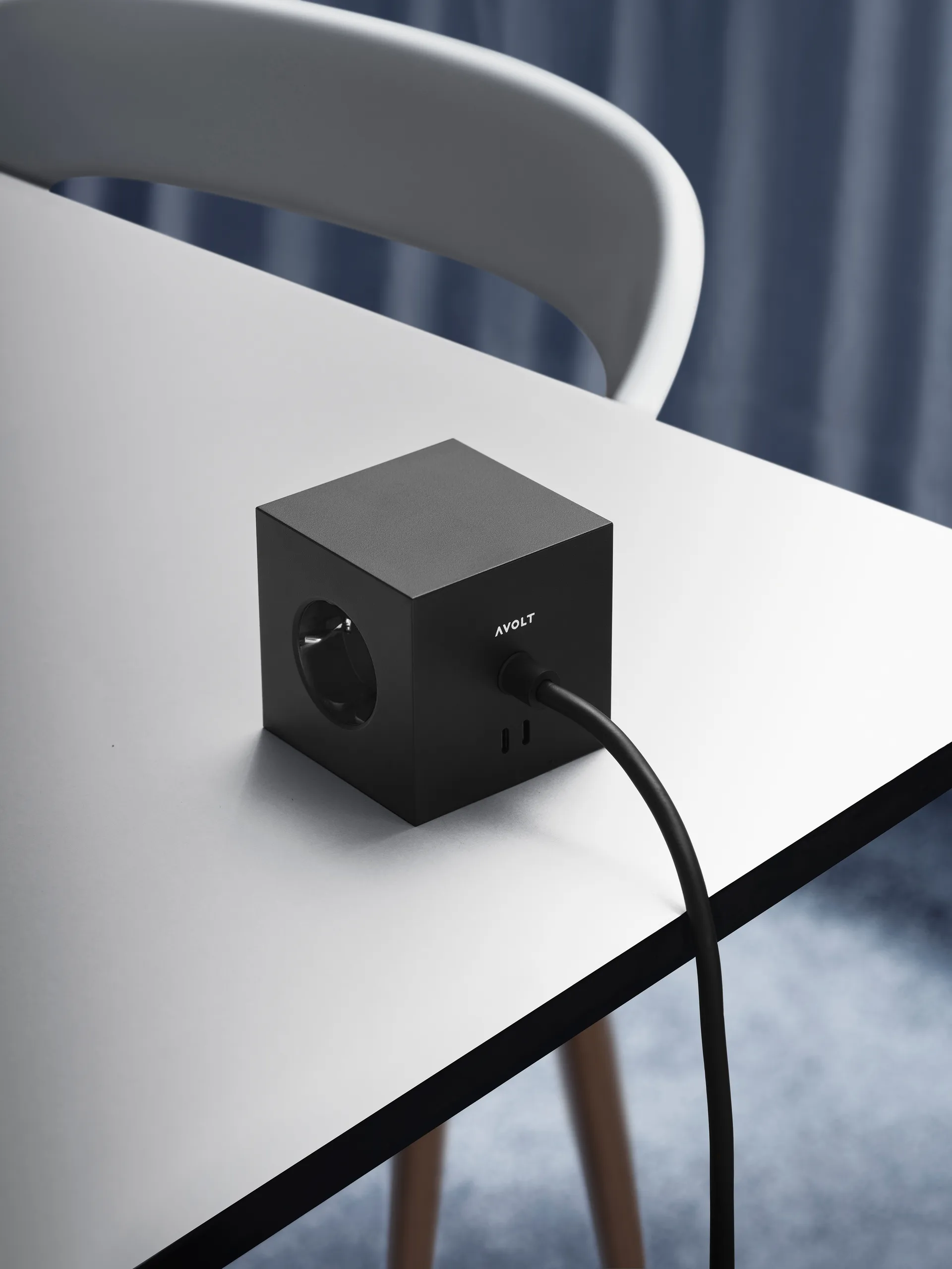 Square 1 grenuttag USB-C 30W 3 m, Stockholm Black Avolt
