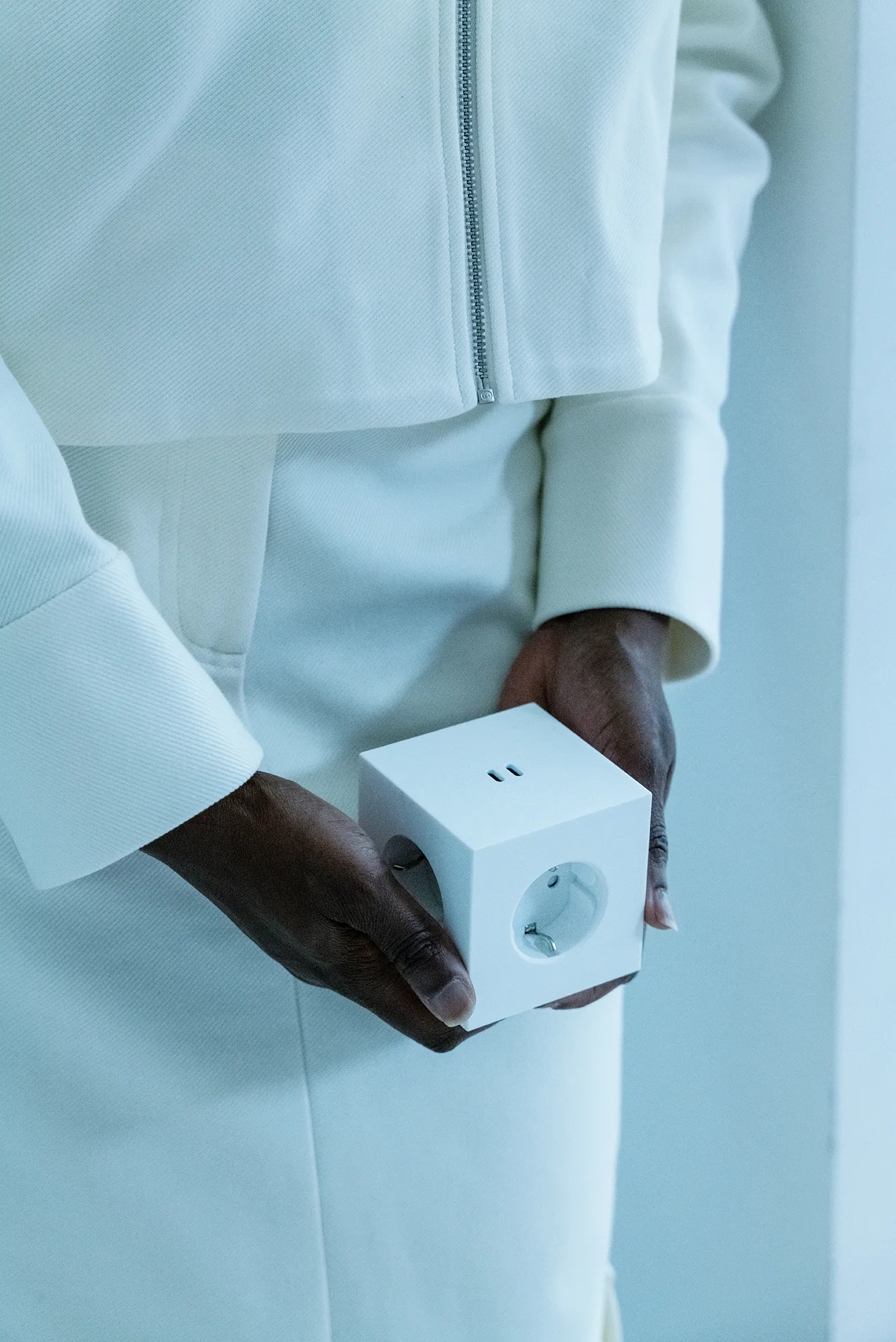 Square 2 grenuttag, Martinelli Luce Opal White Avolt