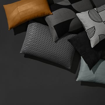 Coria kudde 30x50 cm - bärnstensgul - AYTM