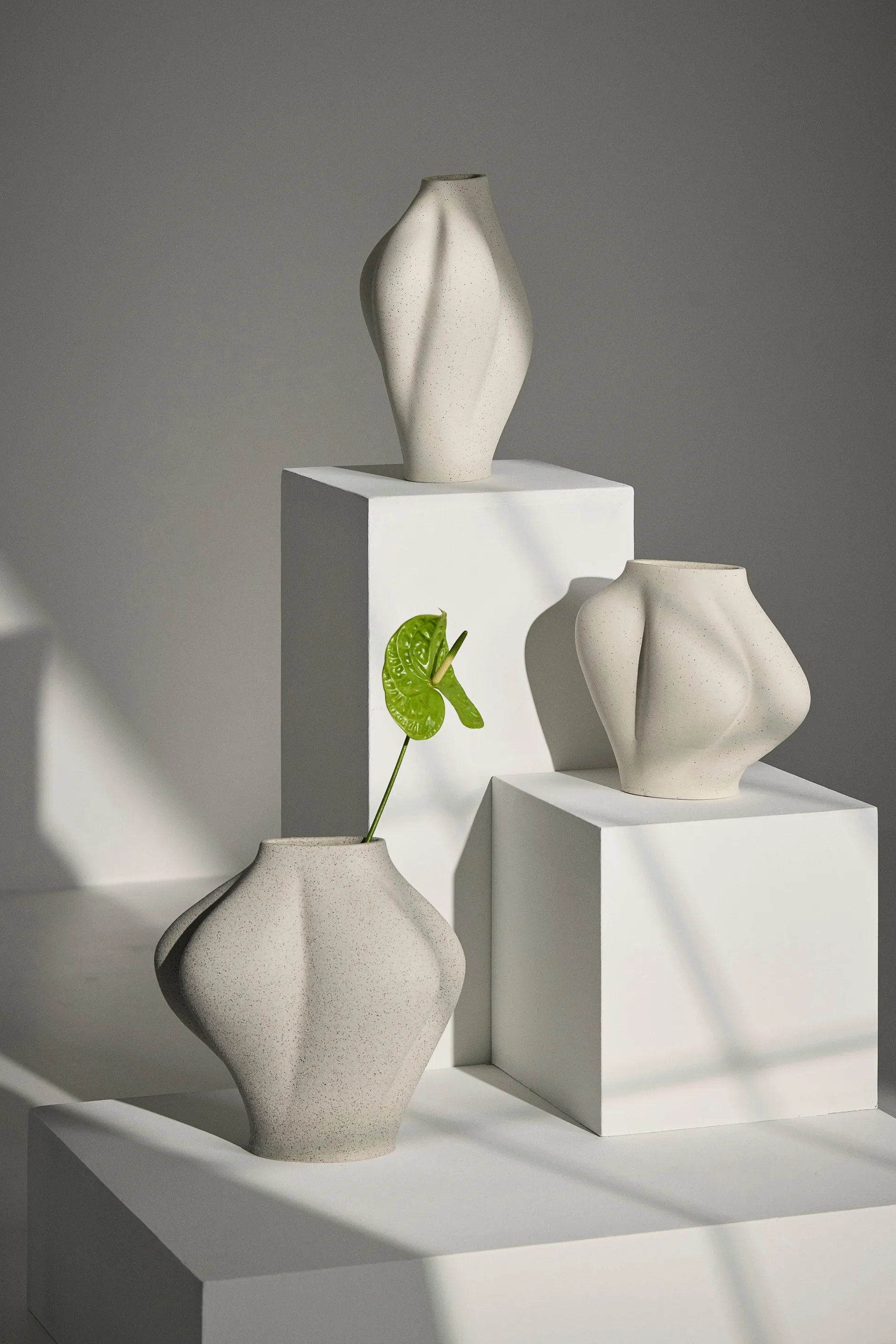 Saltare vas, Cream, Ø17x35 cm AYTM