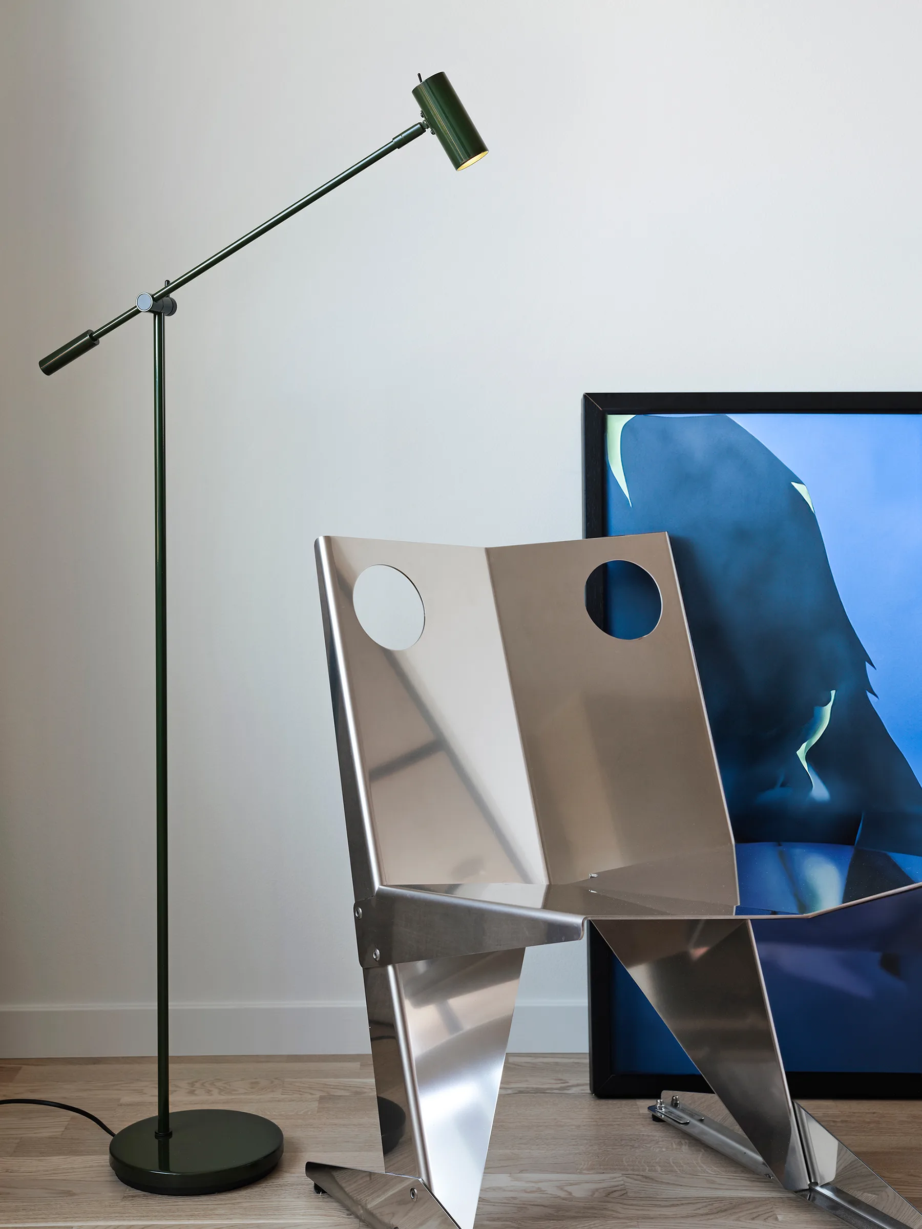 Cato golvlampa 134 cm, Blank skogsgrön-mattsvart Belid