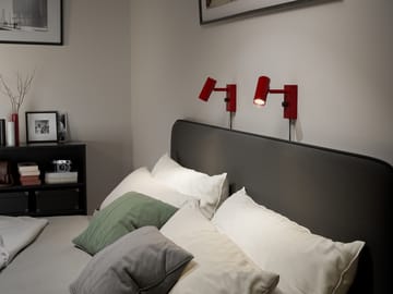 Cato vägglampa - Blank rubinröd-mattsvart - Belid