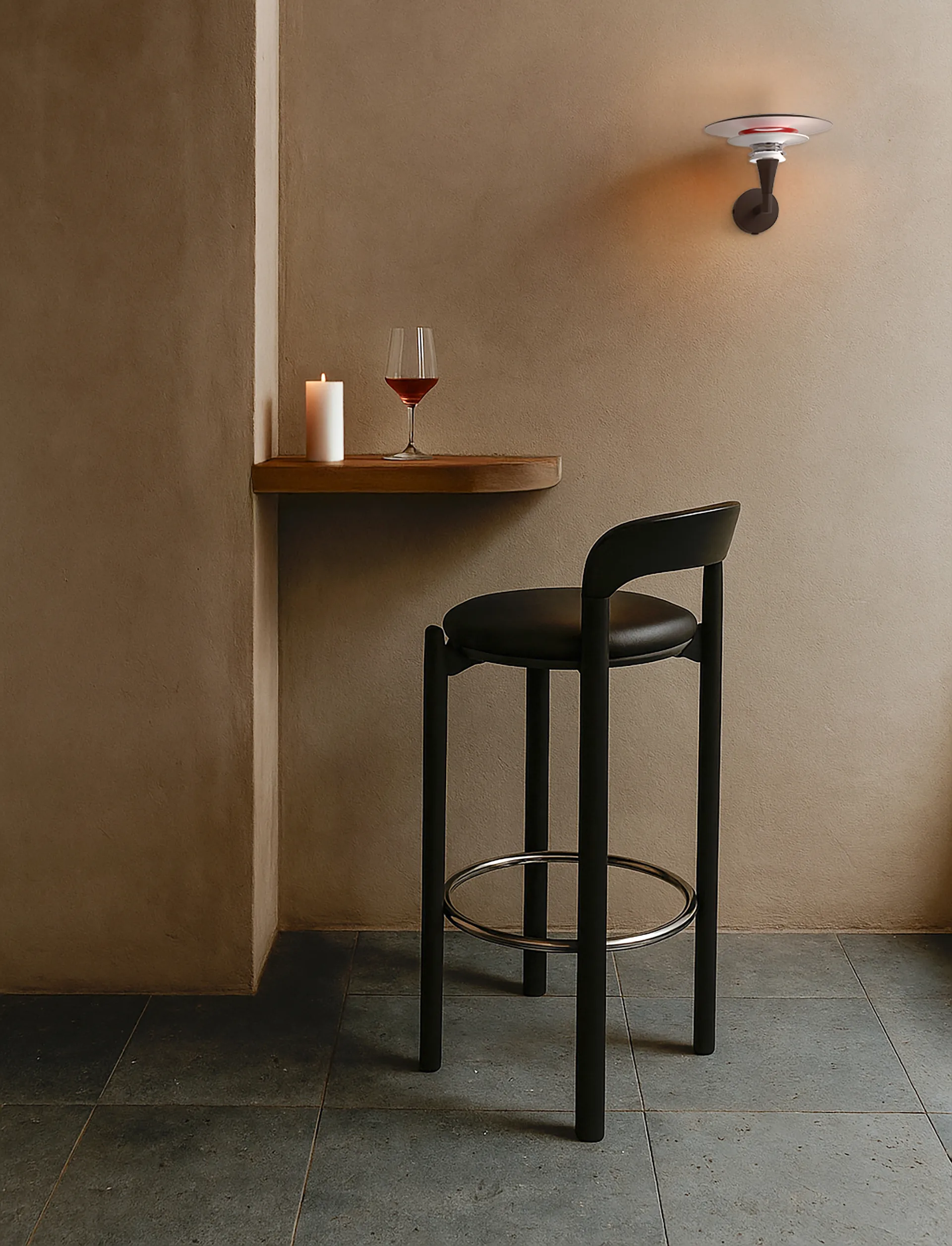 Diablo vägglampa Ø20 cm, Mattsvart-blankröd Belid