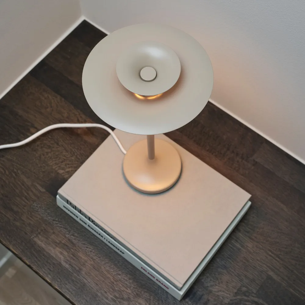 Picasso bordslampa 34,8 cm, Nougat Belid