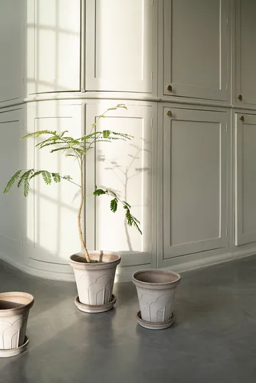 Fleur kruka med fat 2 delar - Grey, Ø16 cm - Bergs Potter