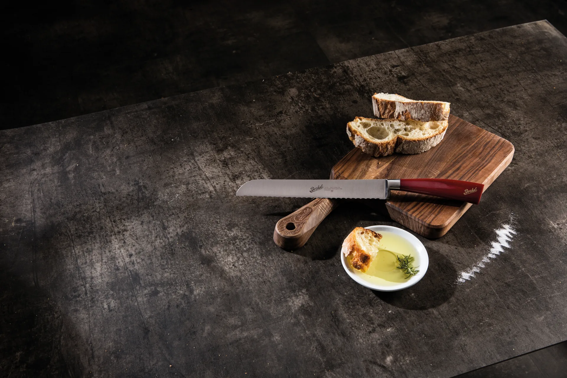 Elegance Red brödkniv, 22 cm Berkel