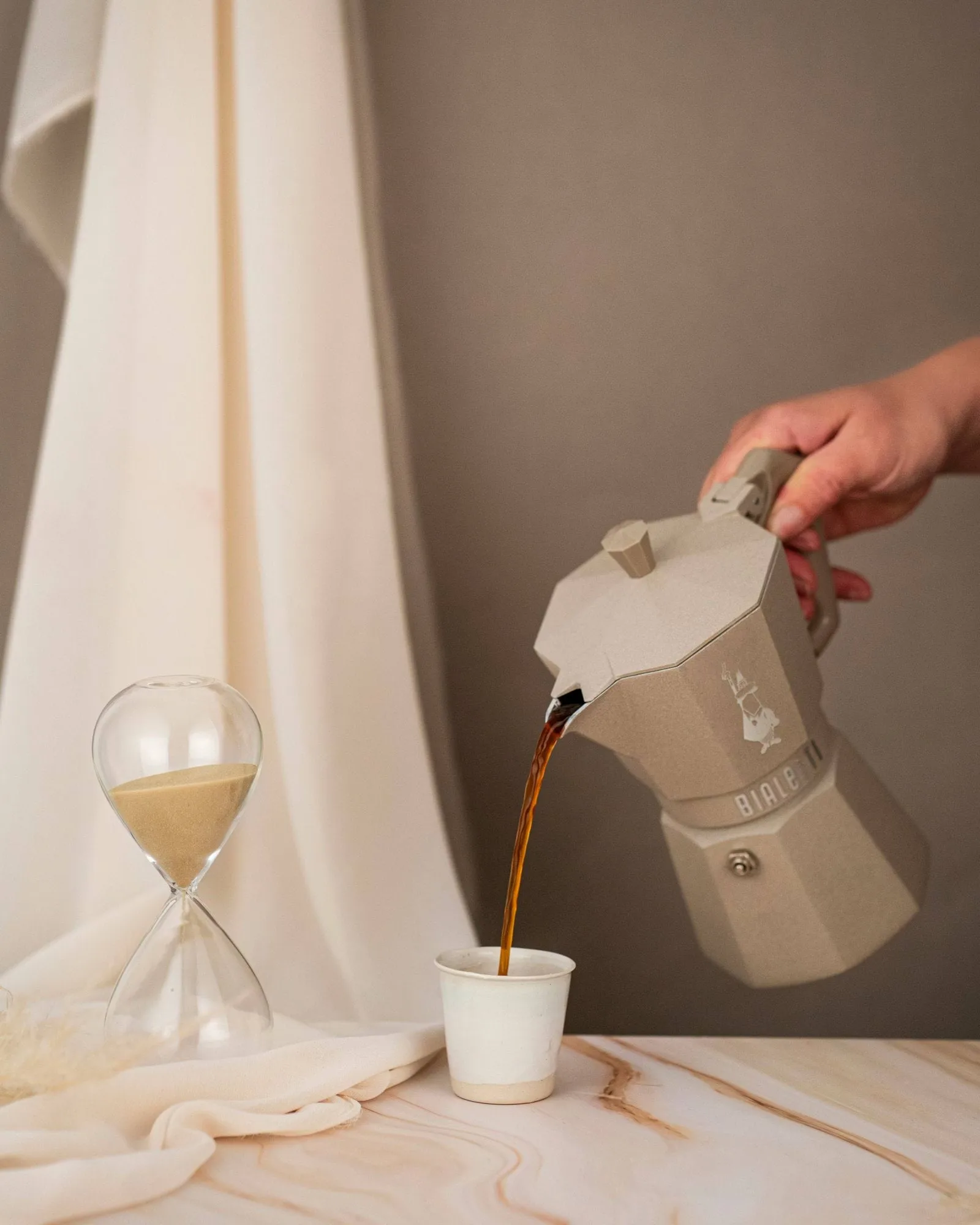Bialetti exclusive mokabryggare induktion, Beige, 6 koppar Bialetti