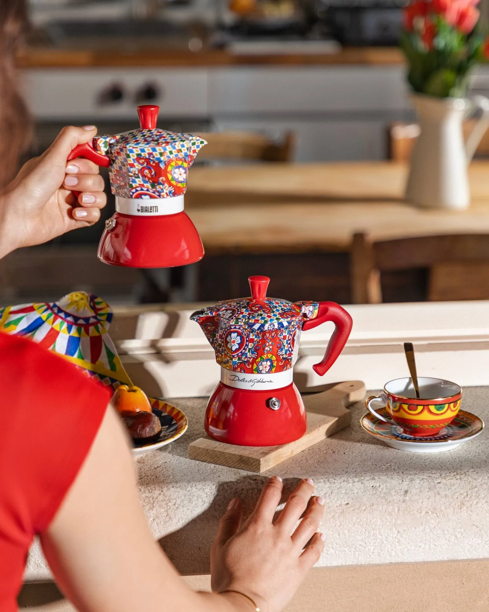 Bialetti x Dolce & Gabbana mokabryggare induktion, Sicilian cart, 2 koppar Bialetti