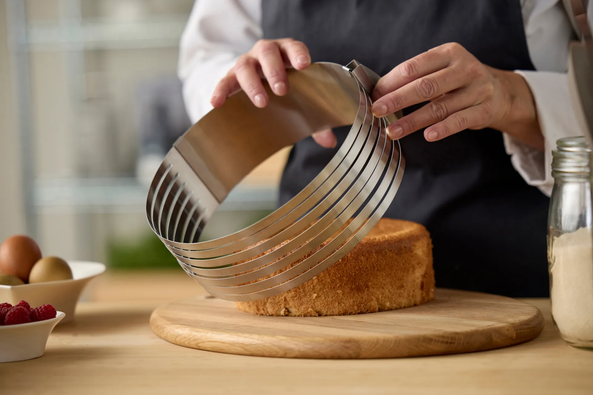 Blomsterbergs justerbar kakskärare 24-30 cm, Stål Blomsterbergs