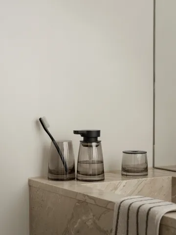 Ava tandborstmugg - Black - blomus