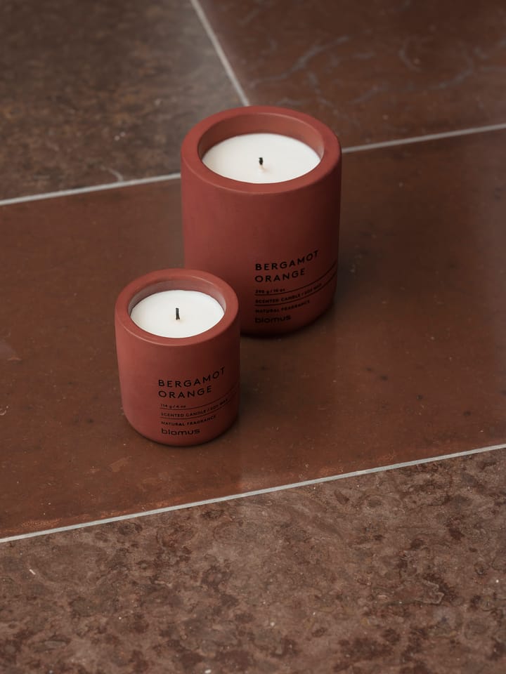 Fraga doftljus 55 timmar, Bloody Orange Cedar Wood blomus