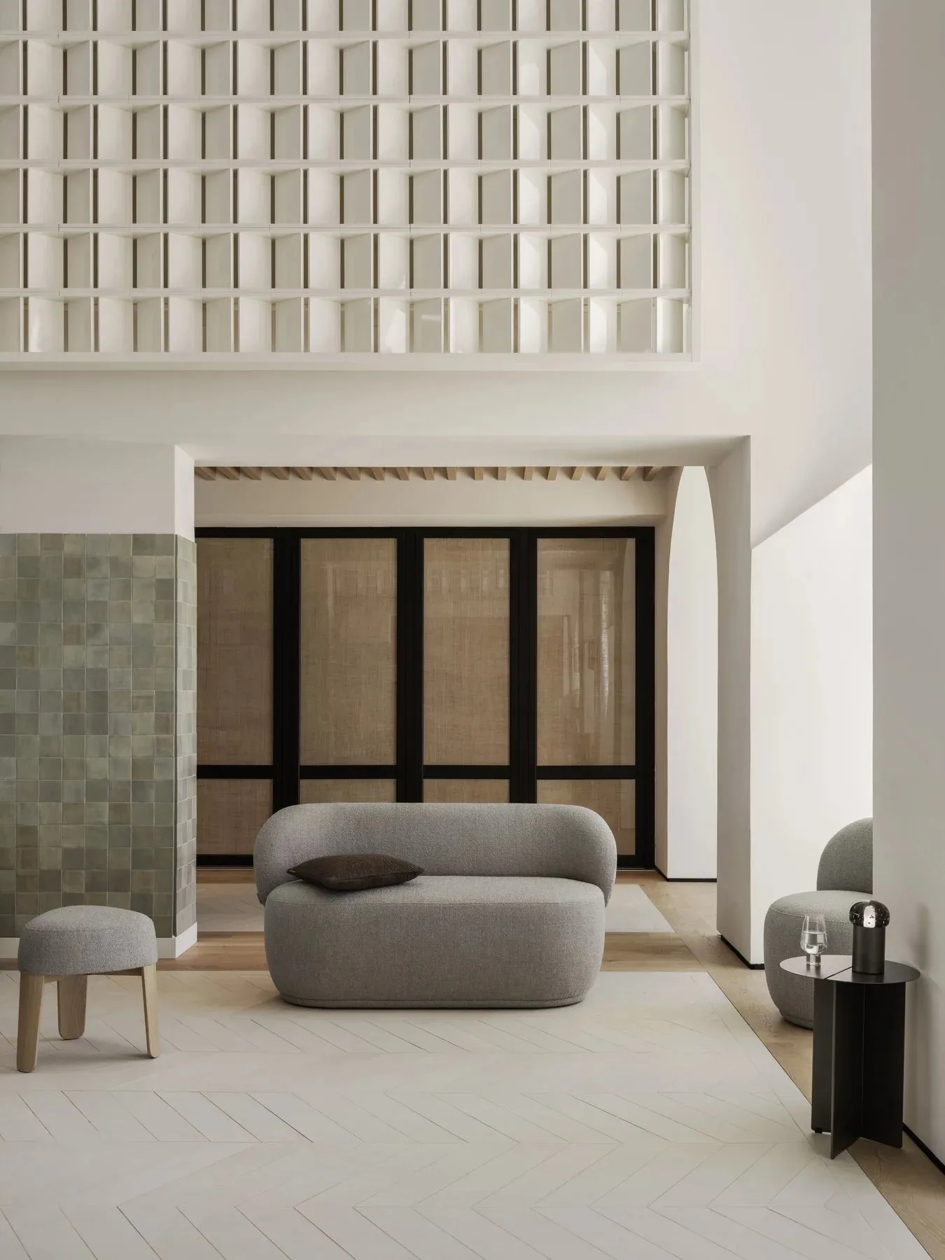 Iris LED-lampa 18 cm, Gun Metal blomus